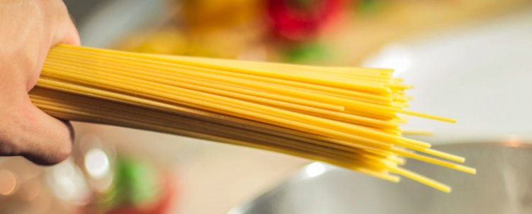 Как да счупиш спагета на две? Проблемът тормози математици с години