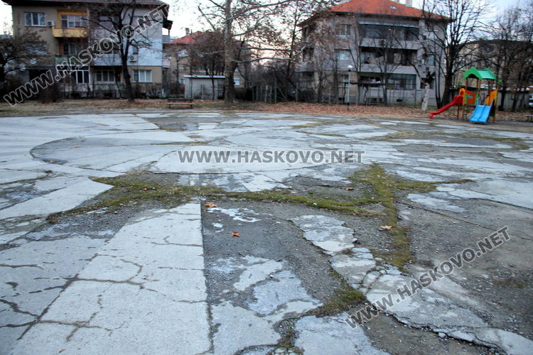 Ще се ремонтира емблематичното "кръгче" в кв. Христо Ботев