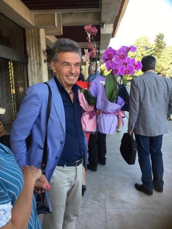 Директорът на 51 СУ Асен Александров