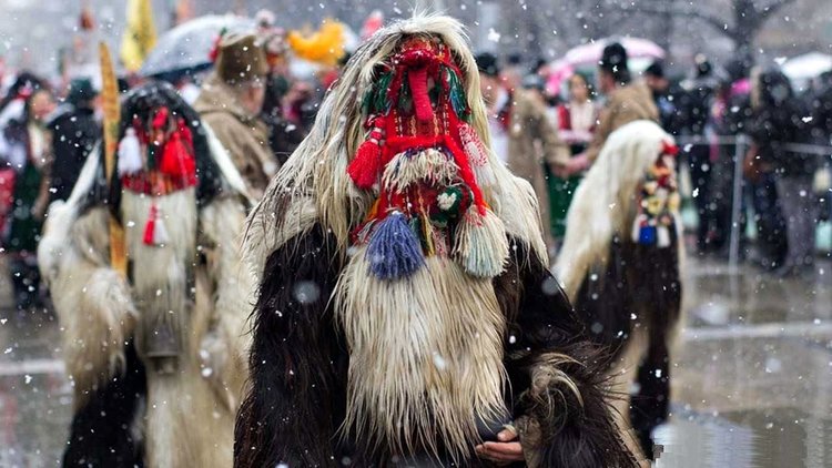 Магията „Сурва“