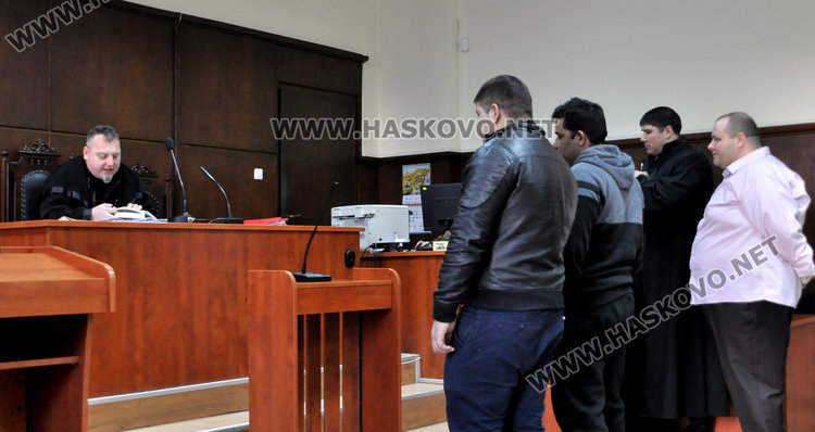 Три години условно за катунаря Васил Колев, ударил полицай