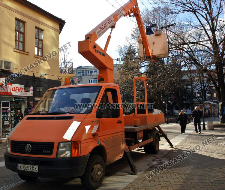 Свалят новогодишната украса, повечето хасковлии не харесаха програмата за празниците