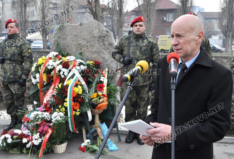 Почетоха паметта на героите, жертвали живота си за Освобождението на Хасково