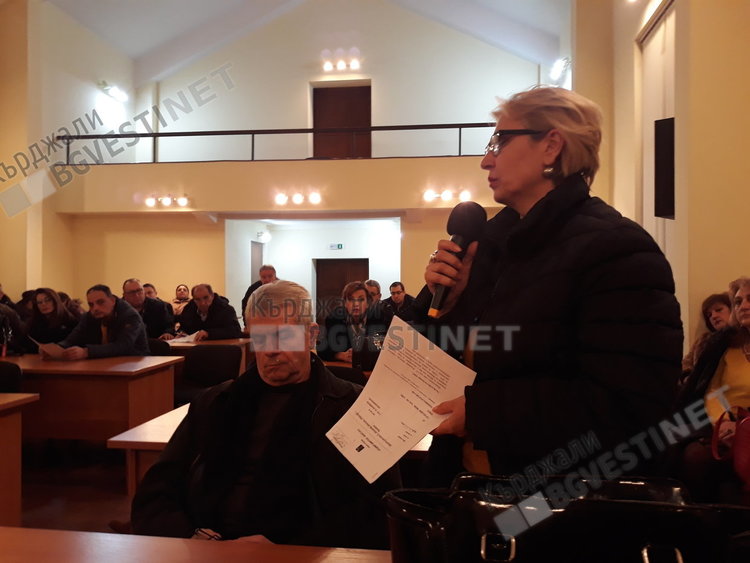 Валят предложения към Бюджет 2019 г., общественото му обсъждане премина при голям интерес