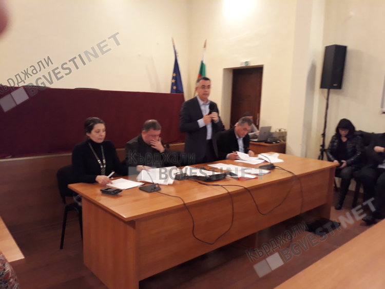 Валят предложения към Бюджет 2019 г., общественото му обсъждане премина при голям интерес