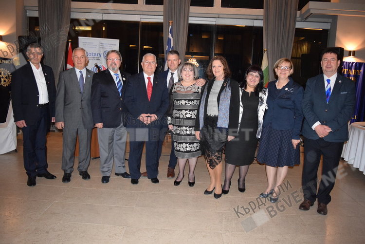 Нова международна инициатива на Ротари, клубове от три страни, ще честват заедно празници на градовете си