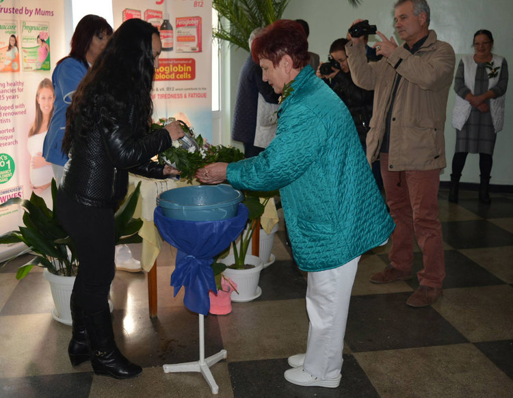 АГО в Харманли получи нови конвектори и стойки за венозно вливане