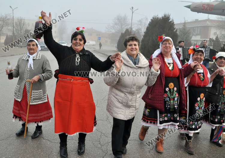 По стар стил отпразнуваха Бабинден в Узунджово