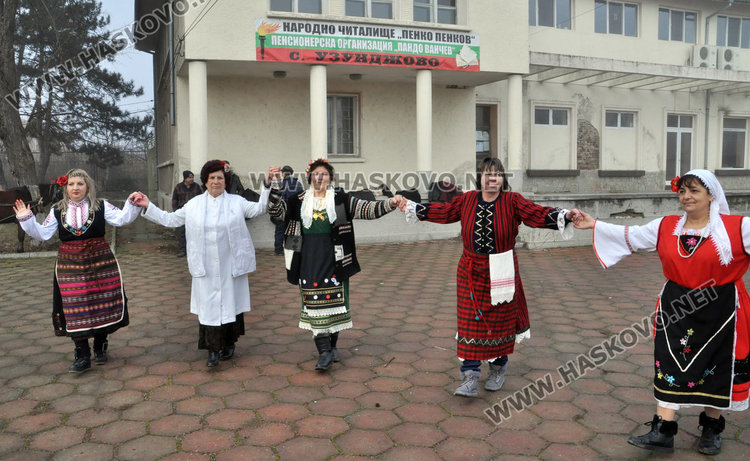 По стар стил отпразнуваха Бабинден в Узунджово