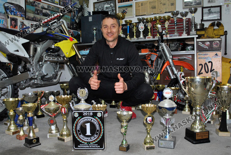 Катката отново шампион по мотокрос, призова за възстановяване на пистата край Хасково