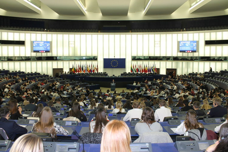 Ботевци заеха местата  на евродепутатите в Страсбург 