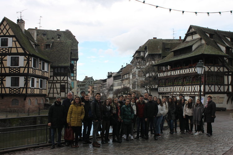 Ботевци заеха местата  на евродепутатите в Страсбург 