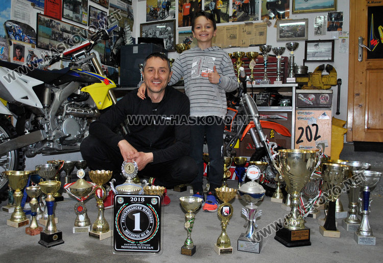 Катката отново шампион по мотокрос, призова за възстановяване на пистата край Хасково