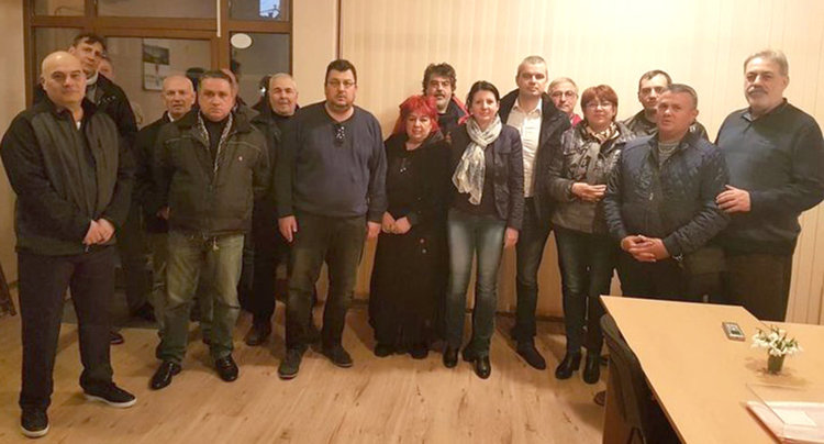 Изключили ръководството на „Възраждане“ в Хасково, председателката не знае