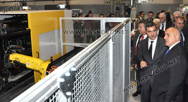 Откриха новия завод за фарове между Хасково и Димитровград, наемат над 150 души