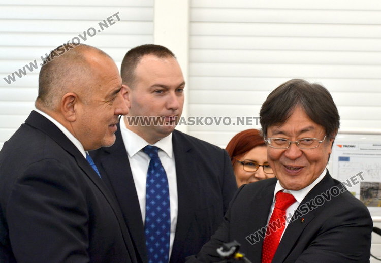 Премиерът посети Язаки - борим се за по-високи доходи