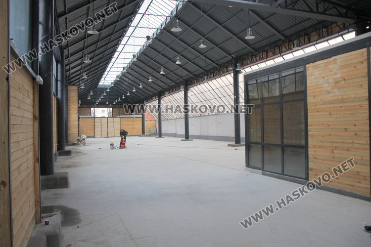 Довършват новия бабин пазар