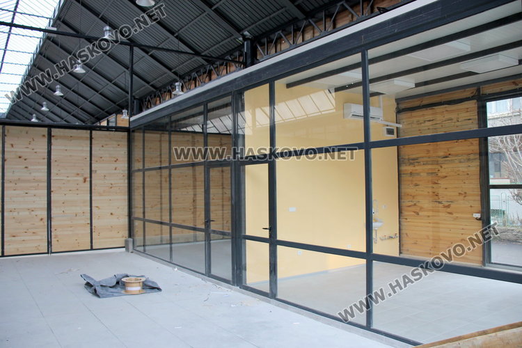 Довършват новия бабин пазар