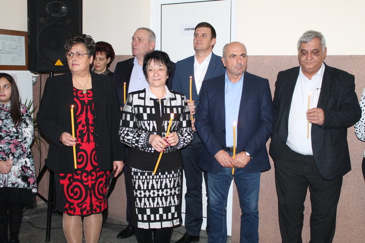 Прерязаха лентата на обновеното за 238 000 лева училище в Любимец