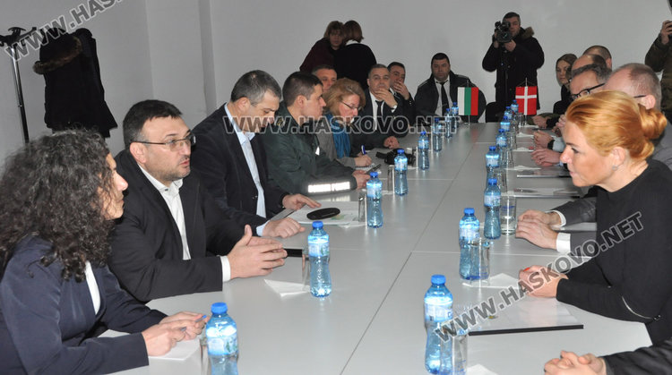 Задържаха 842 мигранти, датският министър с висока оценка за опазване на границата 