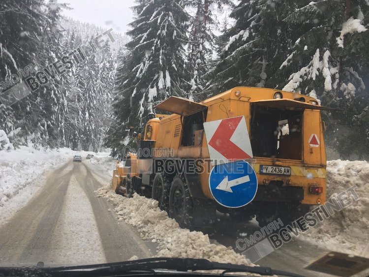 Институциите нащрек: Реките вдигат нивата си. Проходът Превала най-сетне е отворен
