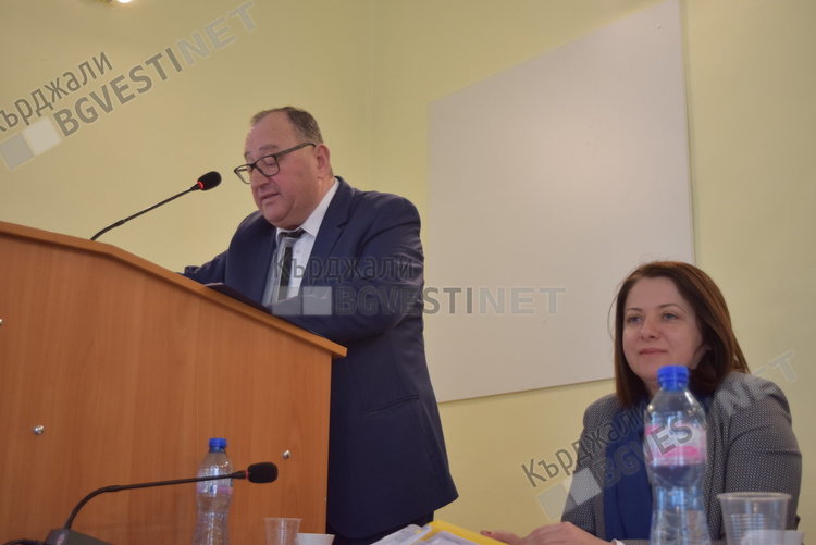 Омбудсманът на Кърджали се отчете, ГЕРБ го атакува с позиция