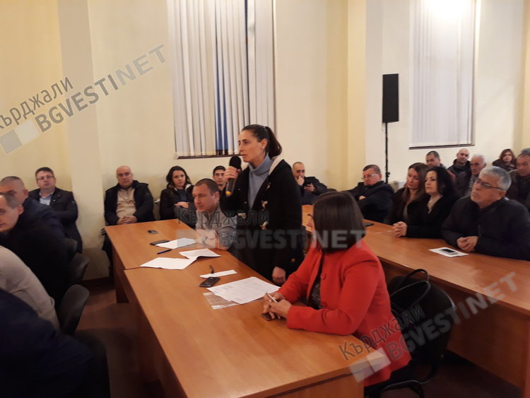 Ремонтираната улица „Първа индустриална” ще стигне до базата на фирма „Устра”