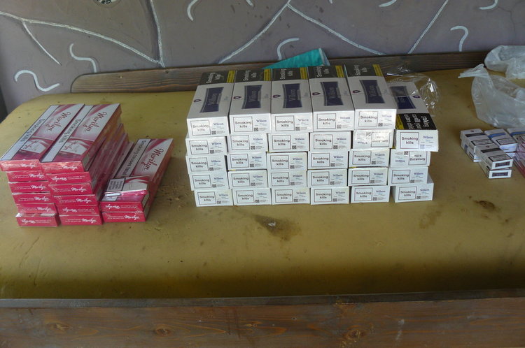 Пласьор на цигари без бандерол спипаха в Айрово