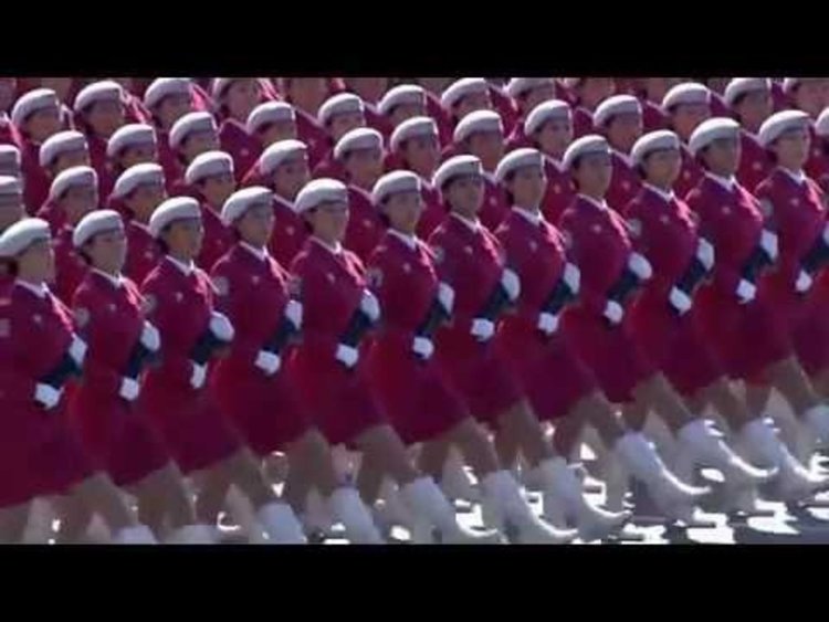 Китай демонстрира военната си сила