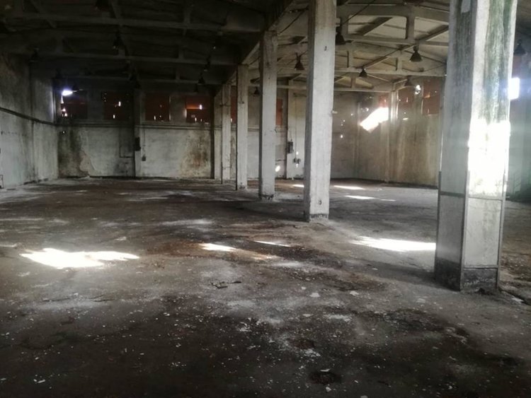 "Атлетите" търсят средства за превръщането на склад в спортна зала