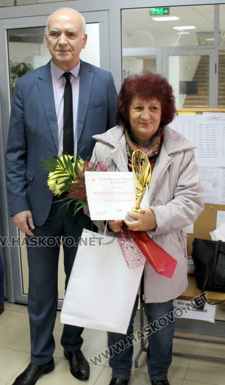 Панка Грозева с прочетени 235 книги