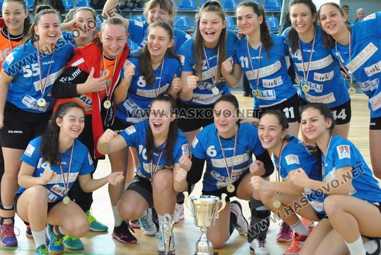 „Бъки” вдигна хандбалната Купа България след победа над Свиленград