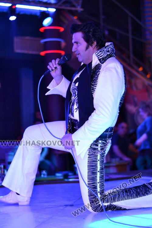 Елвис препълни Планетата