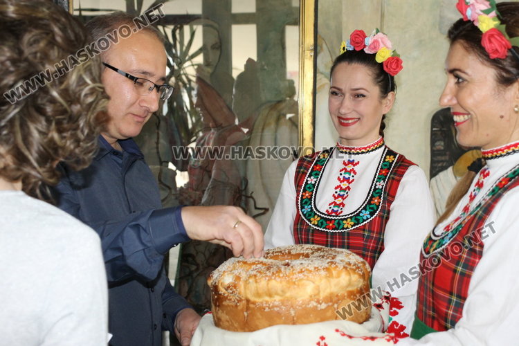 В деня на влюбените и виното, две нови семейства венча кметът на Димитровгрд