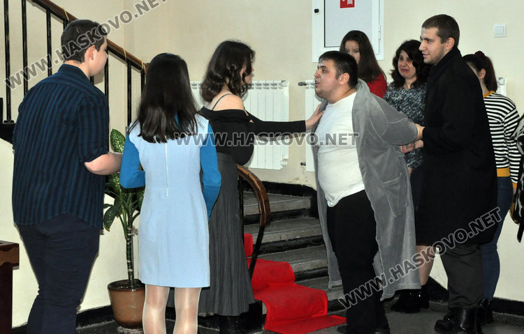 Любов от комунизма показаха в ПМГ на Свети Валентин