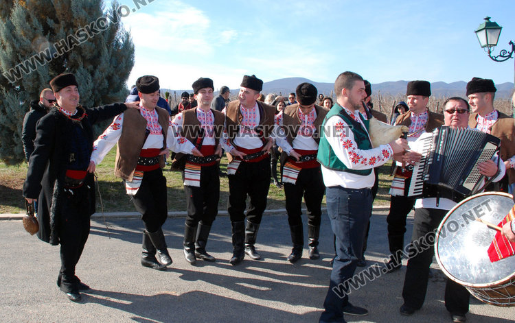 Българите пият между 110 и 120 млн. л. вино годишно