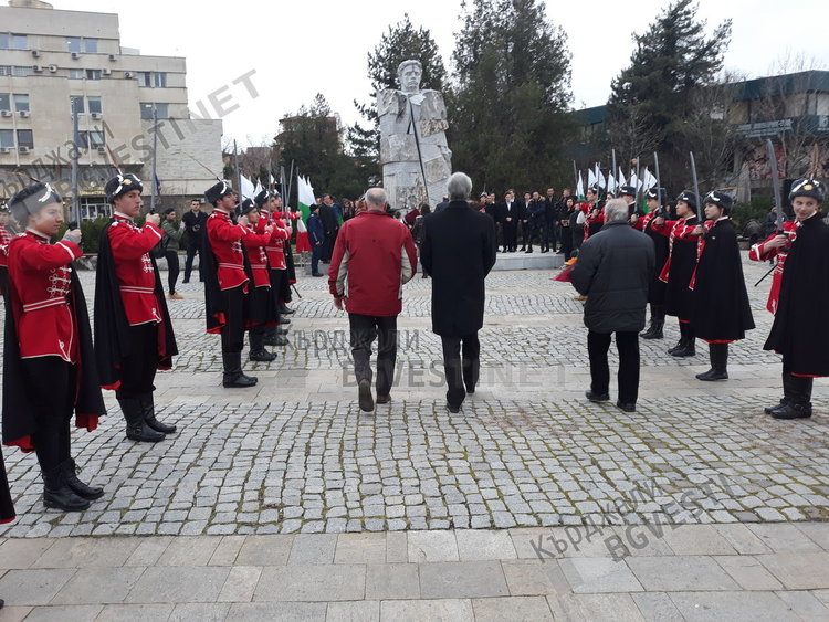 Общоградско поклонение по повод 146-та годишнина от гибелта на Апостола на свободата