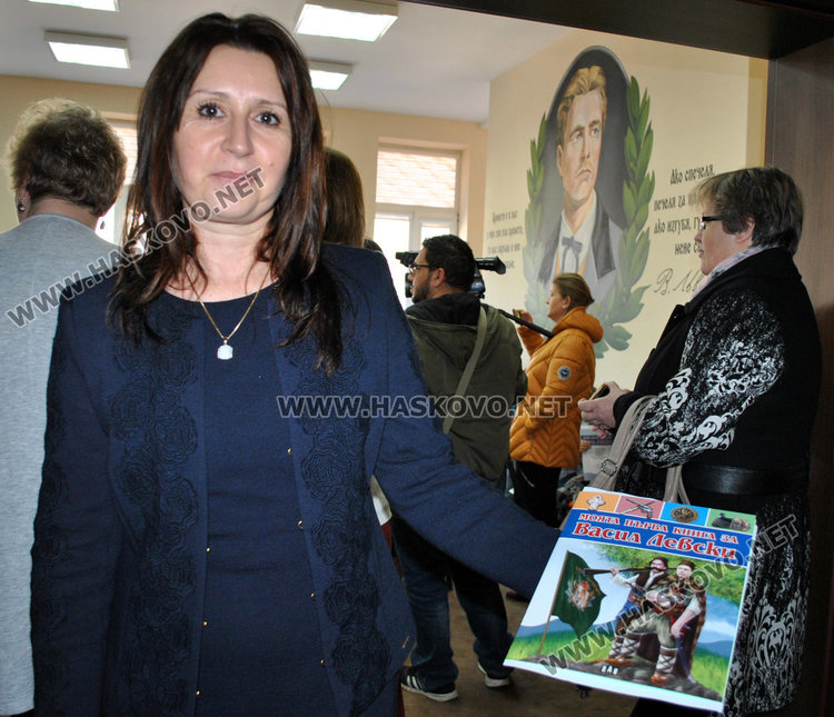 Урок по родолюбие във "Васил Левски" за патрона, гостуваха над 170 деца