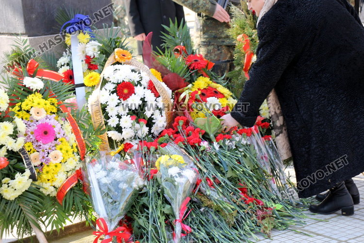 Димитровградчани коленичиха пред подвига на Васил Левски