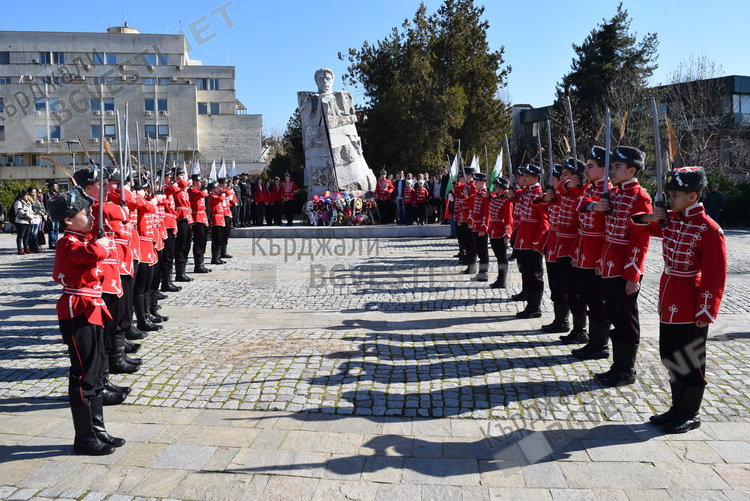 Днес Кърджали се пита може ли да продължи делото на Апостола