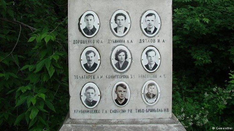 Паметник на деветимата от "Групата Дятлов"