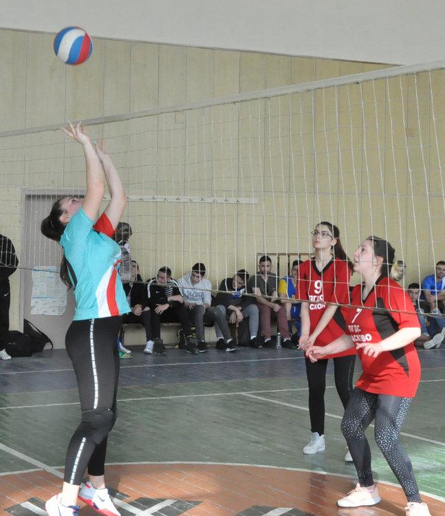 Волейболистките на ПМГ-Хасково шампионки на общинските игри