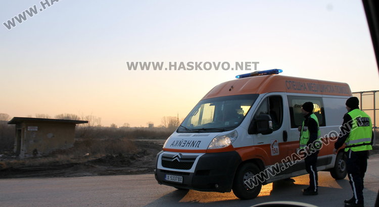 Пожар между димитровградските квартали „Марийно“ и „Изток“ овладян на метри от училище и къщи