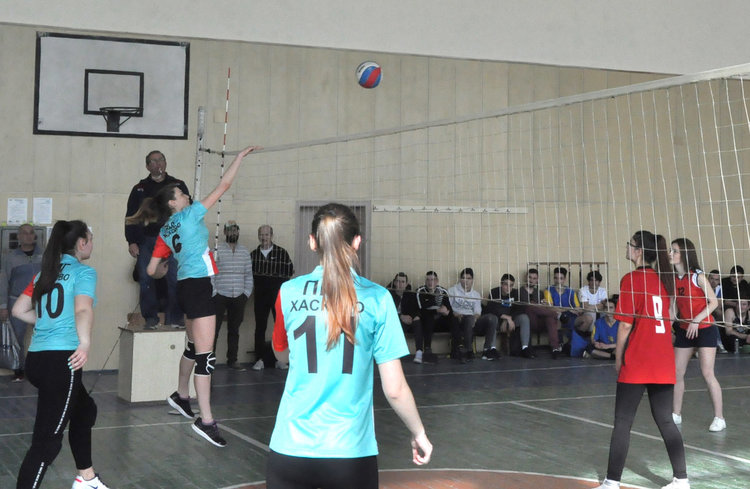 Волейболистките на ПМГ-Хасково шампионки на общинските игри
