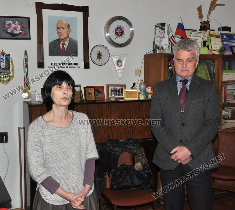 Тракийци с патриотичен рецитал за бележити дати