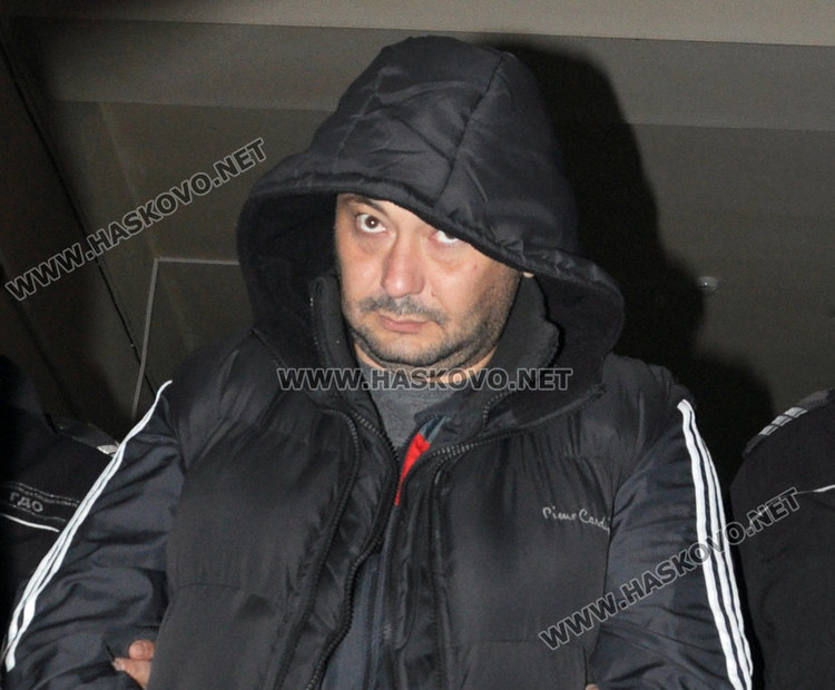 Осъдиха бившия пожарникар Нончев и Мамбето за наркосделка 