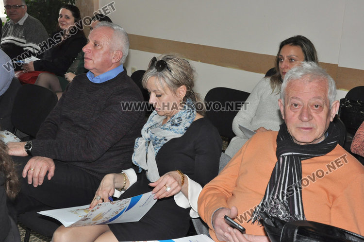 Представиха перспективите за социално предприемачество в Хасково