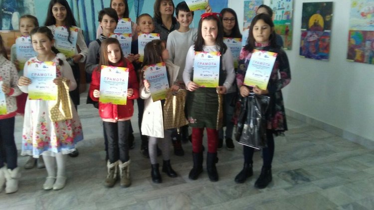 Кирилометодиевци наградени в конкурса „Бъдещето през моите очи“