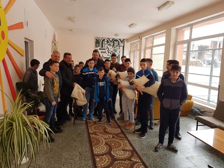 Ученици от клуб „Гайдари“ в Неделино ще учат майсторлъка от един от най-добрите музиканти Петър Янев