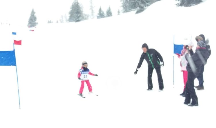 Кметът на Чепеларе уважи зимния празник на Първомай